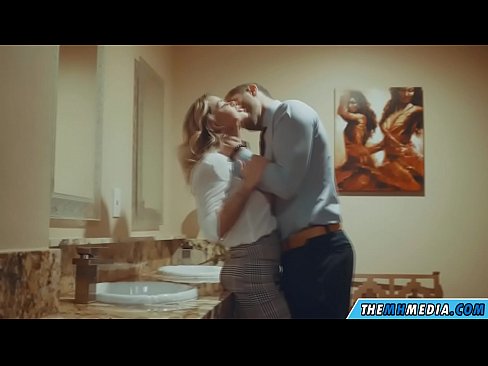 ❤️ Kapag ang isang busty blonde seduces sa isang pampublikong banyo ❤️❌ Porn video sa porn tl.appassistance.ru ❌️❤